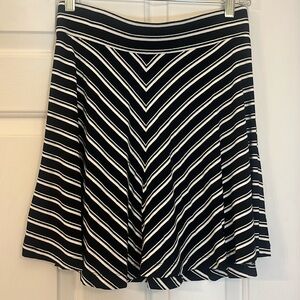 SP black and white skirt